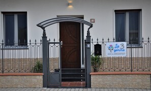Property entrance - Le Tre Gemme (Pompei)