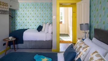 1 bedroom, in-room safe, desk, soundproofing