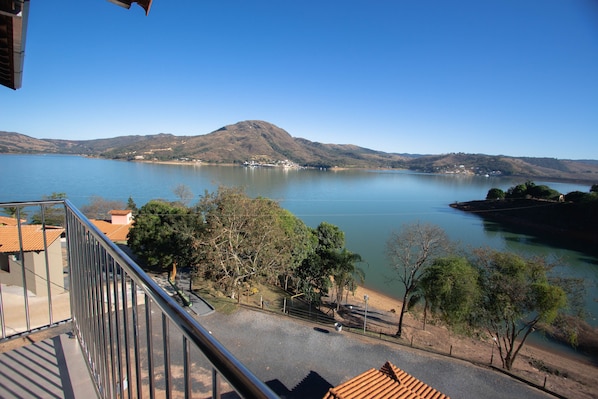 Deluxe Suite, Lake View | Lake view