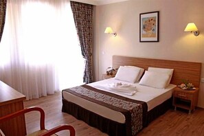 Family Room | Free minibar, blackout curtains, free cots/infant beds, rollaway beds - Club Troy Hotel & Residence (Marmaris)