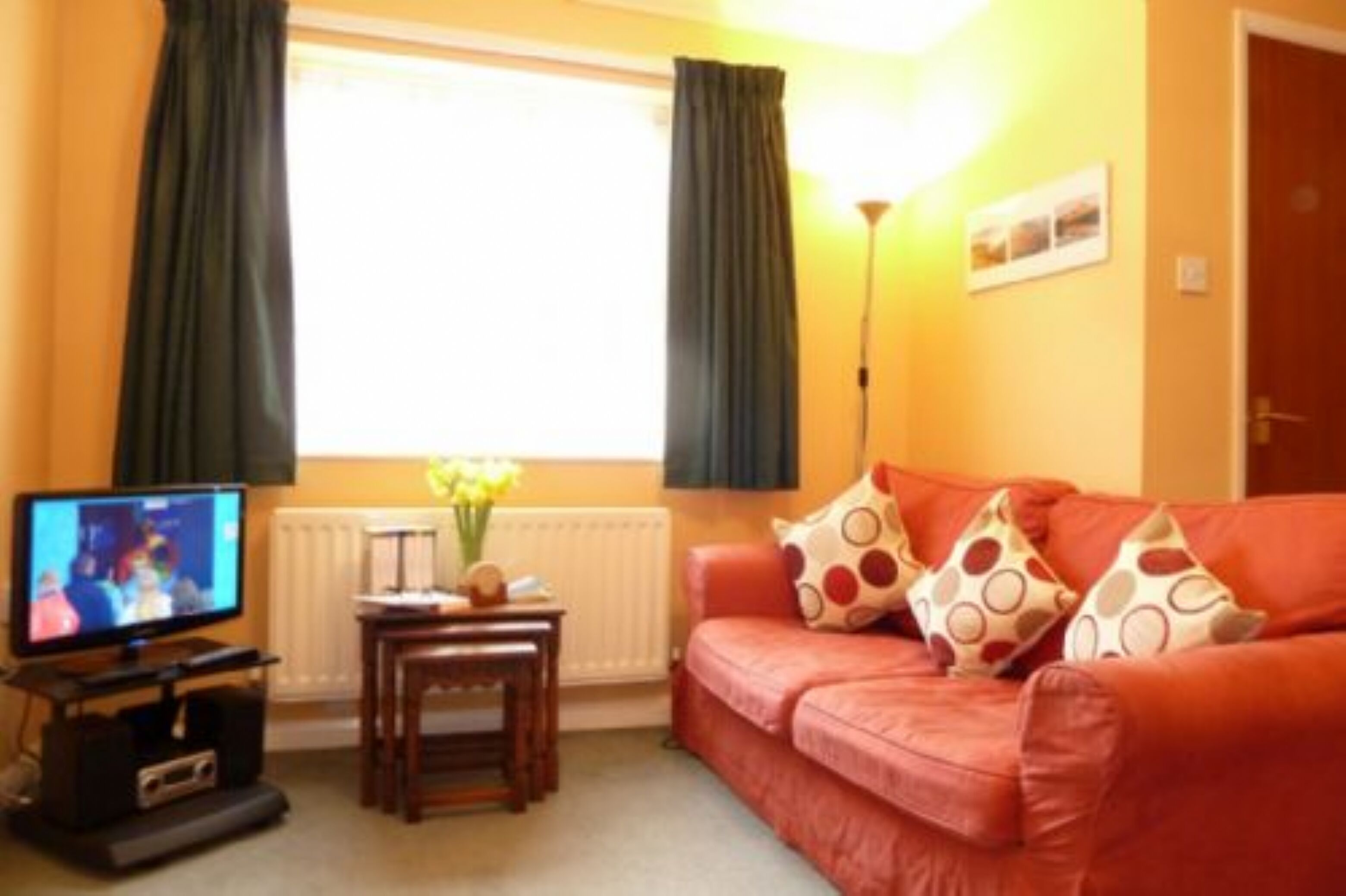 Two Bedroomed Cottage Keswick Centre Two Parking Spaces 