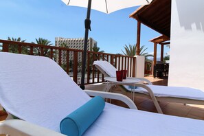 Terrace/patio - Apartment Playa de las Américas 2 to 4 people sea view heated pool (Playa de las Américas)