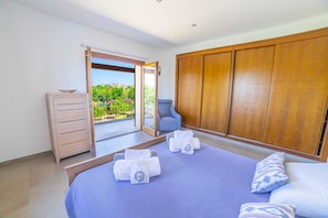 4 chambres, draps fournis