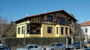 Front of property - Hotel Restaurante Aldama (Amurrio)