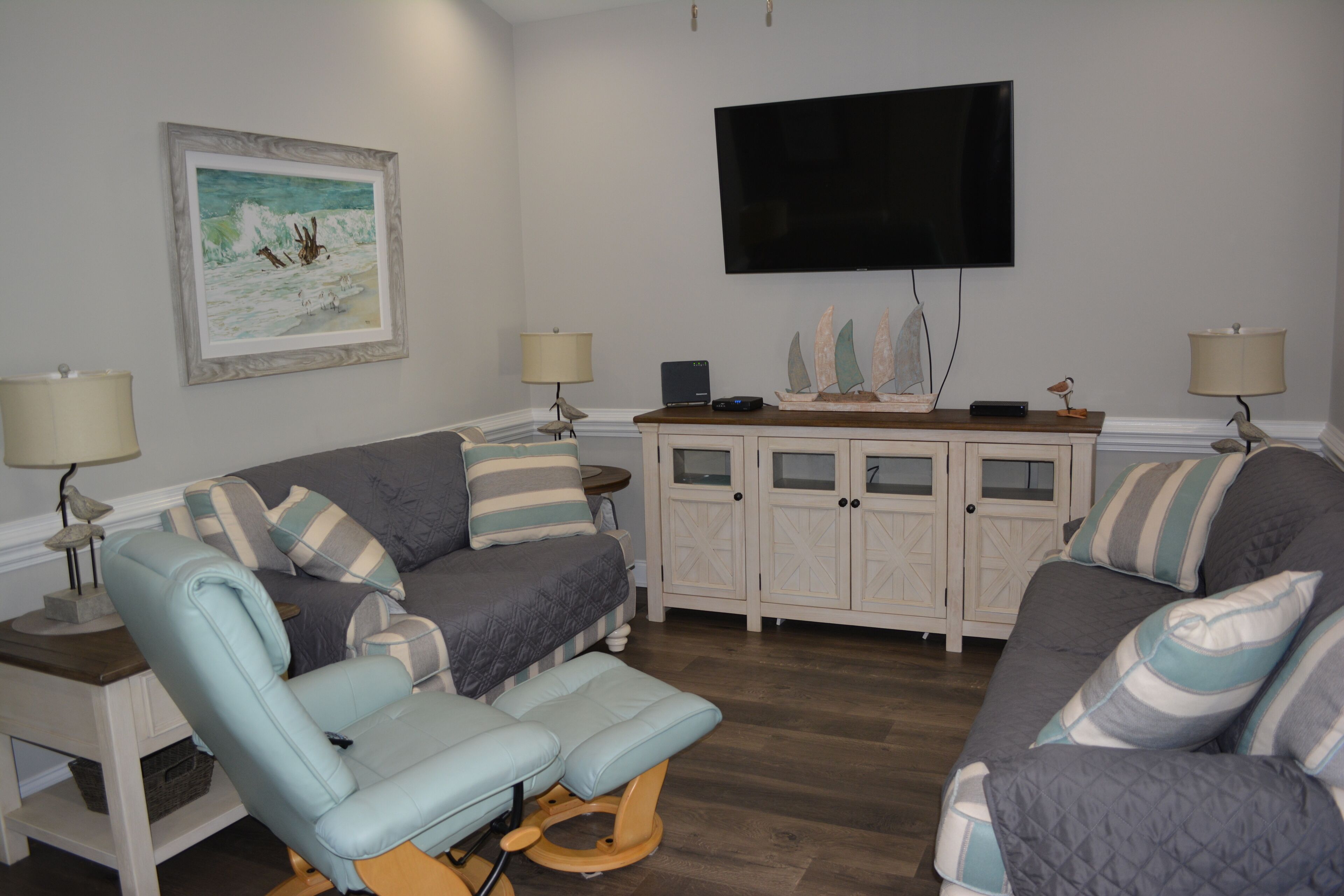 Beautiful home, Great location!