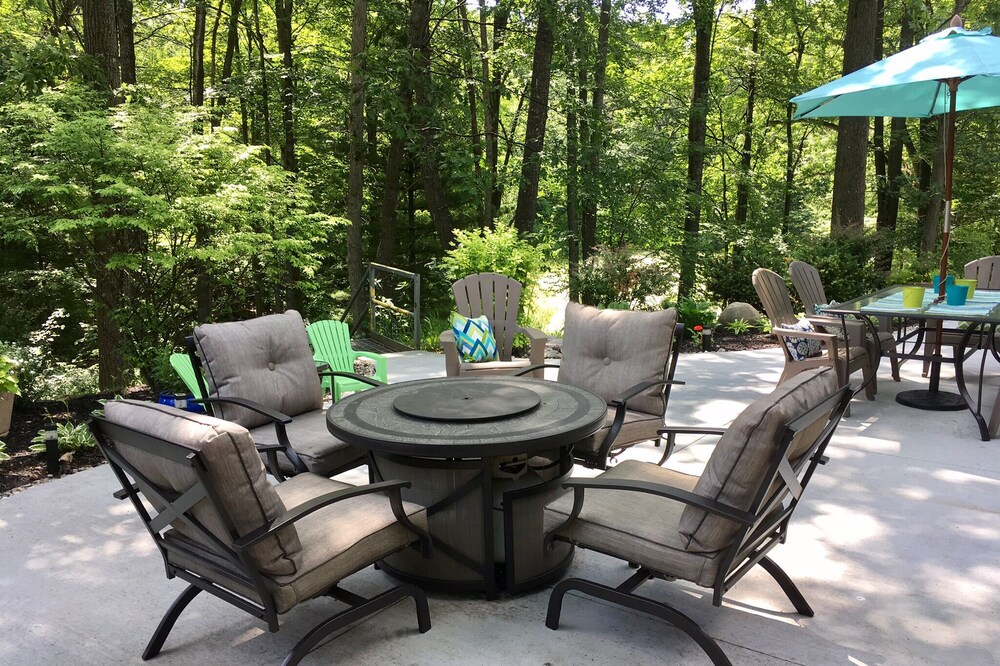 Cozy Cottage! All Sports Budd Lake near boat launch & neighborhood beach.