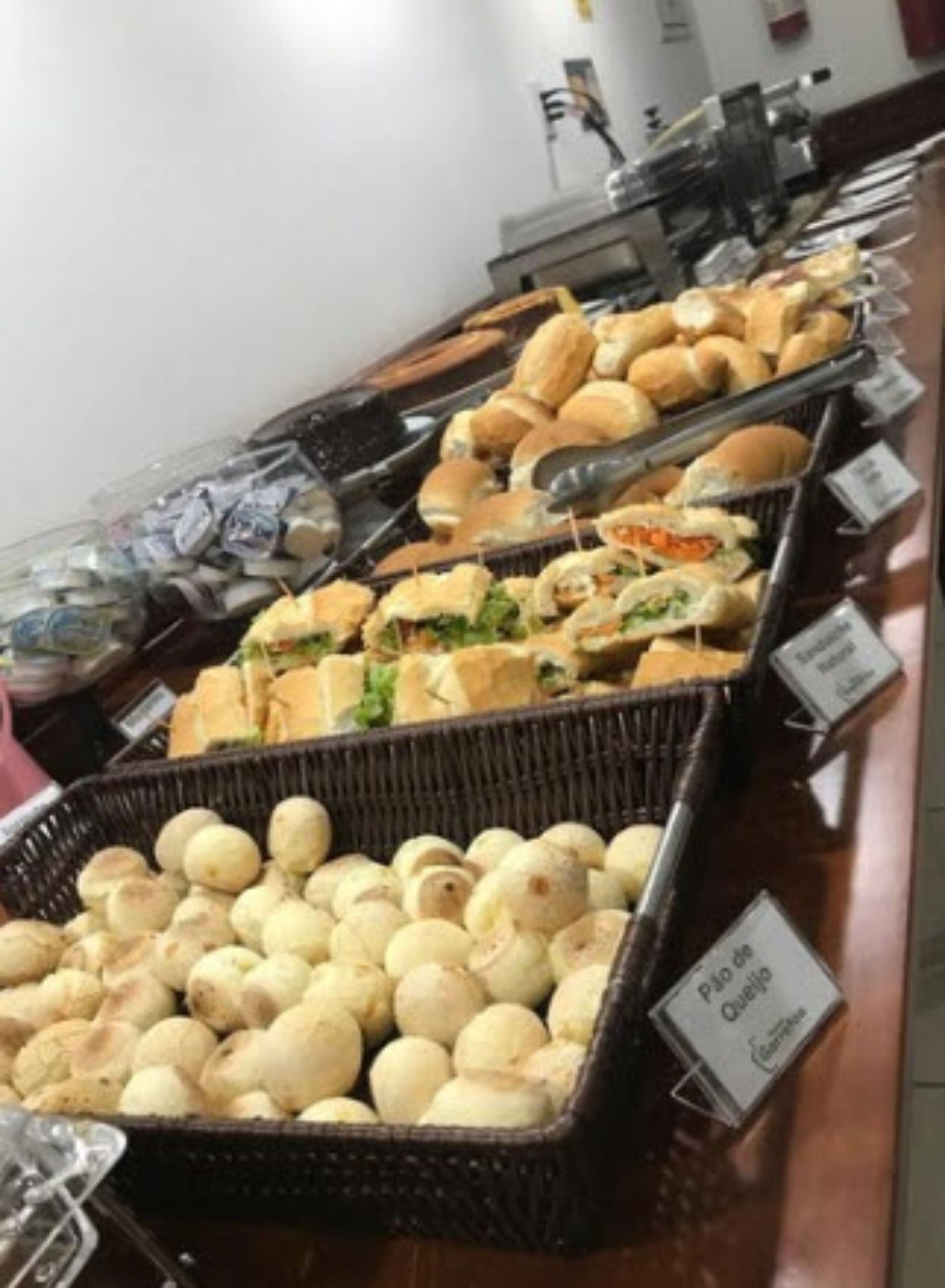 free daily continental breakfast