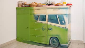 Shared fridge, electric kettle, highchair