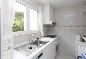 Liesi, astianpesukone, kahvin-/teenkeitin