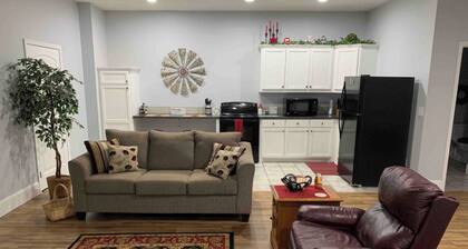 Yhden makuuhuoneen studio omalla tilallamme