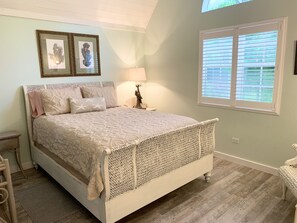 5 bedrooms, desk, iron/ironing board, travel cot - Caymanian Style Home
w/ Pool, Pickle Ball Court, Optional Private Bar
 (Rumpoint)