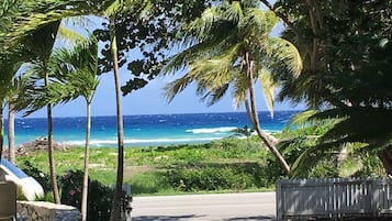 Una playa cerca, toallas de playa