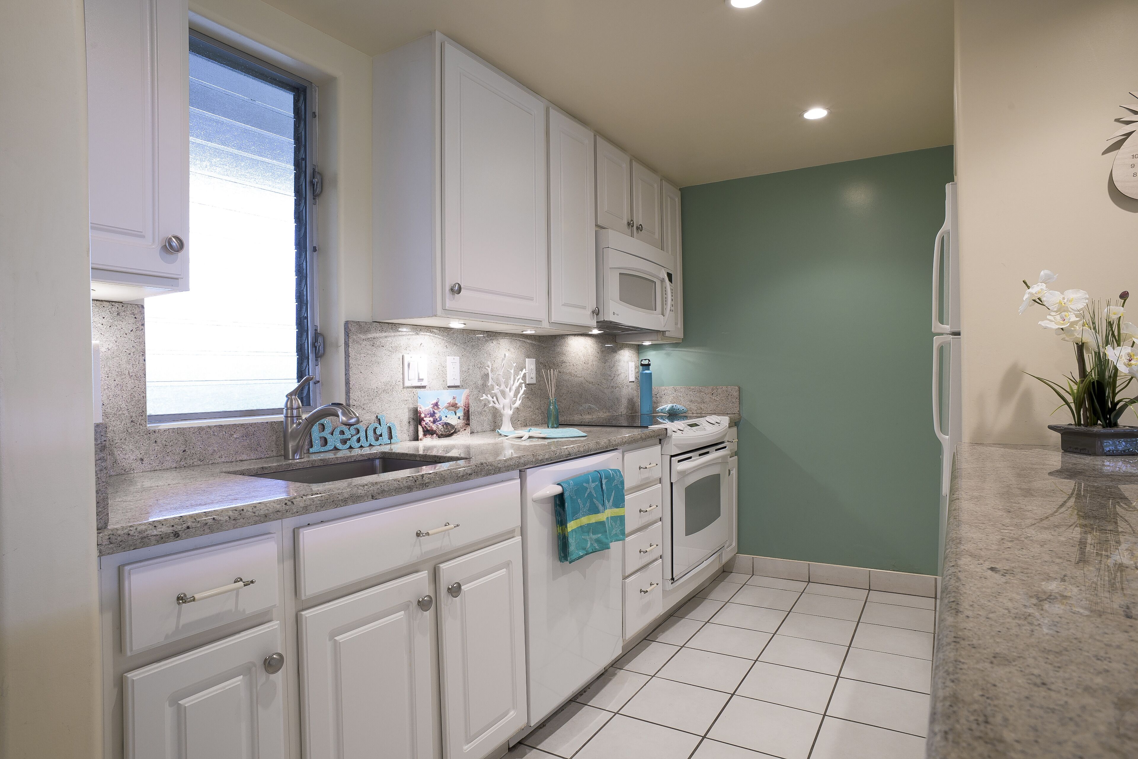 WOW! KAANAPALI BEACH, Walk to Whaler's Village B105