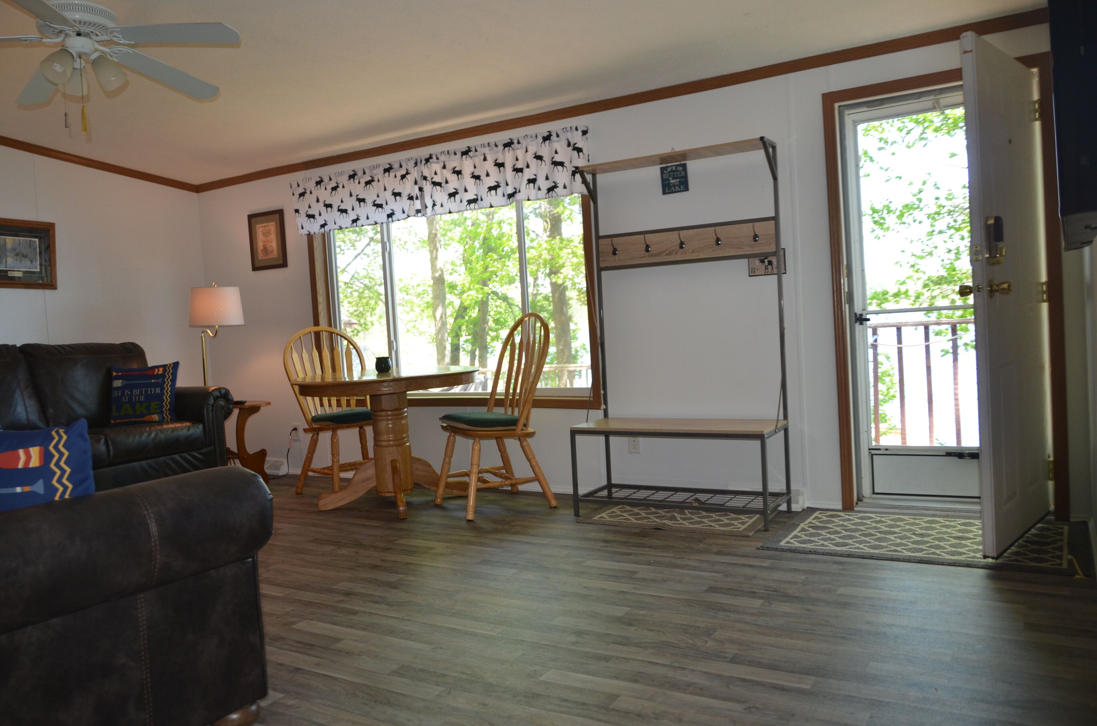 智能电视、壁炉