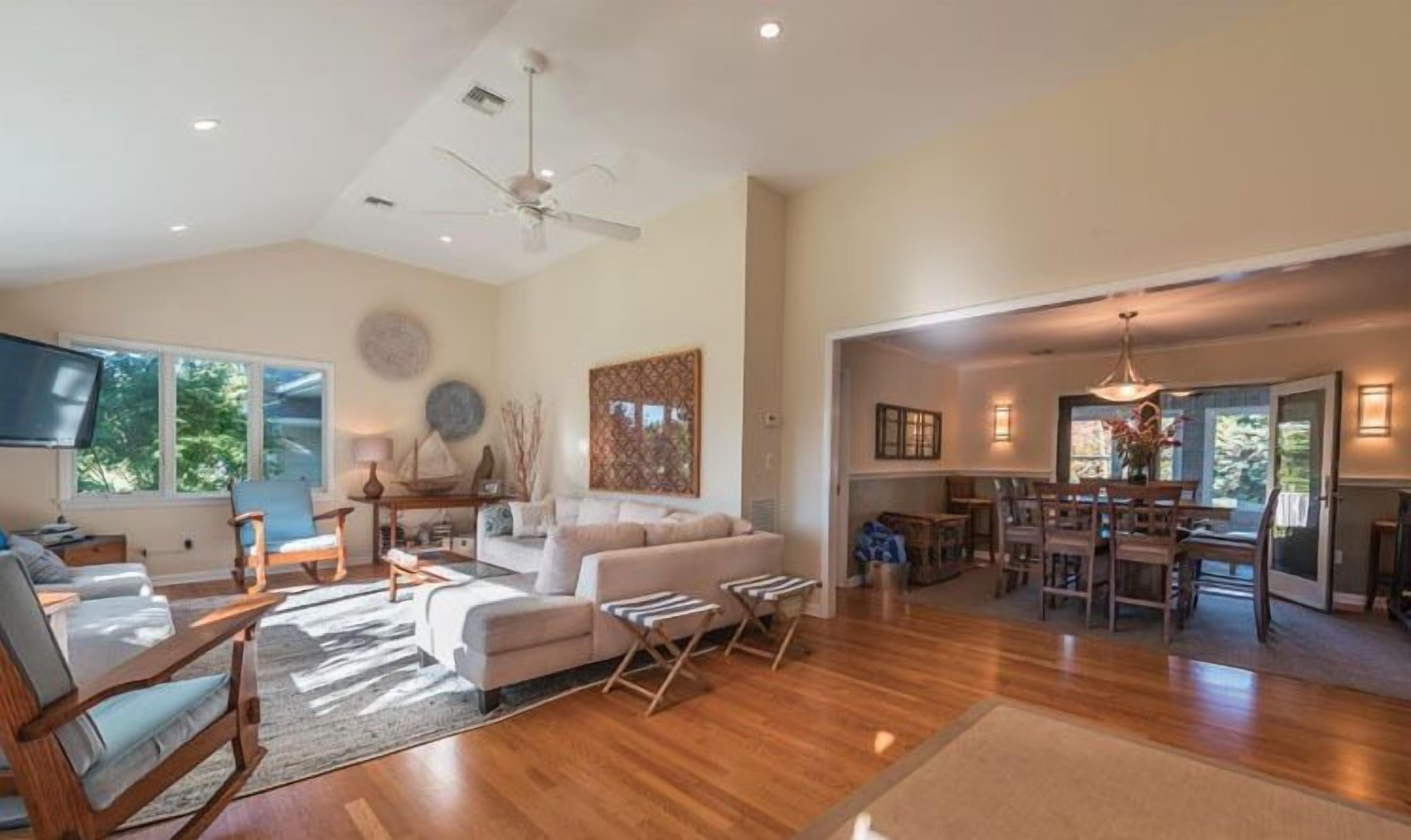 Sleek Shelter Island With Pool, Preserve And Water Rights: