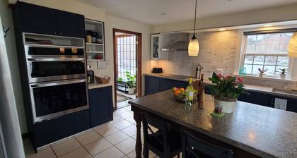 Quiet & private in the heart of Peninsula, National Park and on the Towpath