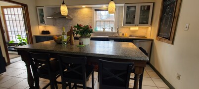 Quiet & private in the heart of Peninsula, National Park and on the Towpath