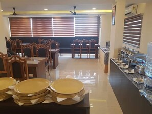 Breakfast, lunch and dinner served - The Crescent Suites (Kanayannur)