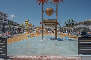 Children's activities - Caretta Paradise Resort & Waterpark (Zakynthos)
