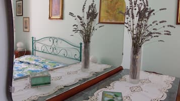 1 bedroom, in-room safe, desk, iron/ironing board