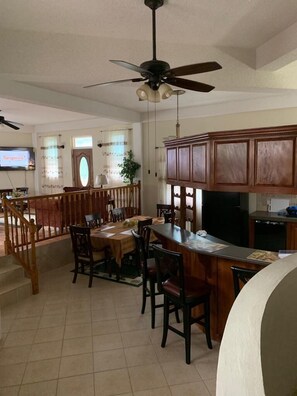 Dining - The Seclusive Mansion, Copthall (Roseau)
