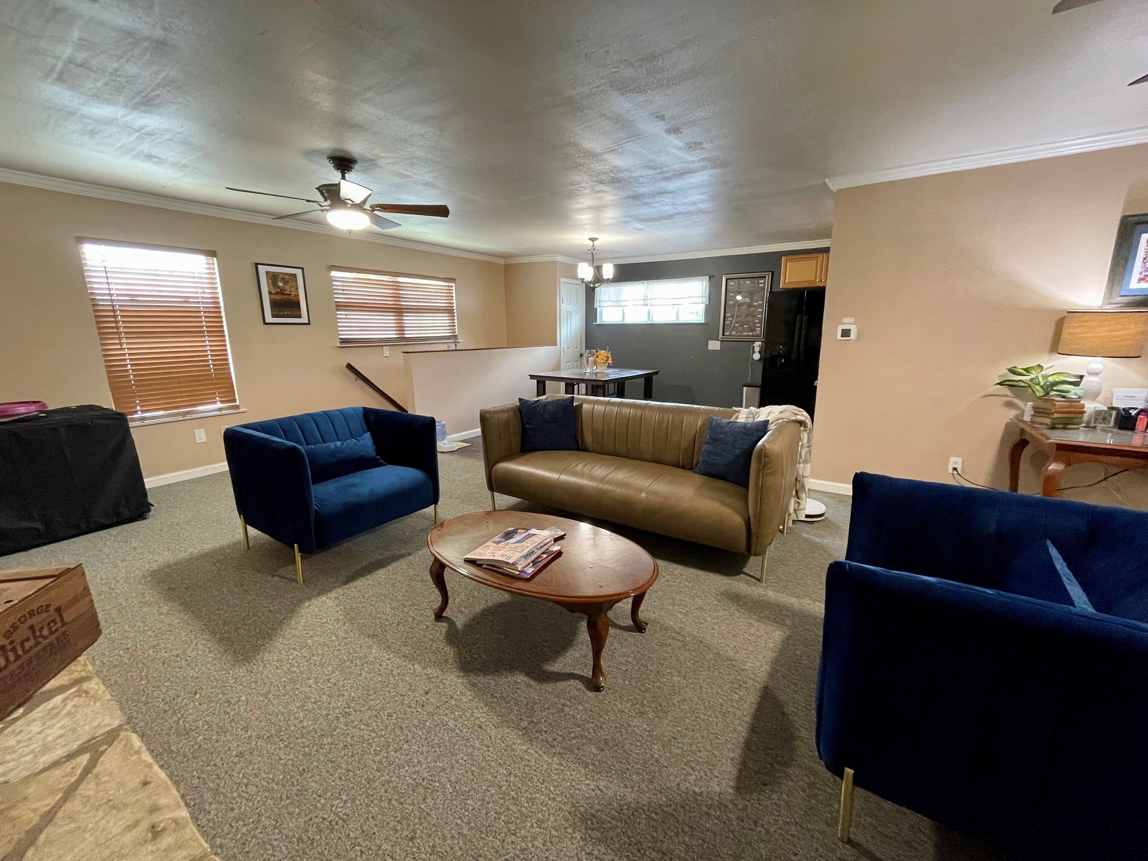 Cranes Cottages at Canyon Lake 2BR Dog-Friendly House