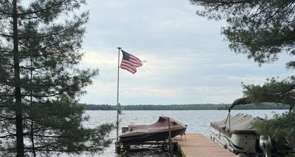 Beautiful 2.5 Bedroom House on Cranberry Lake