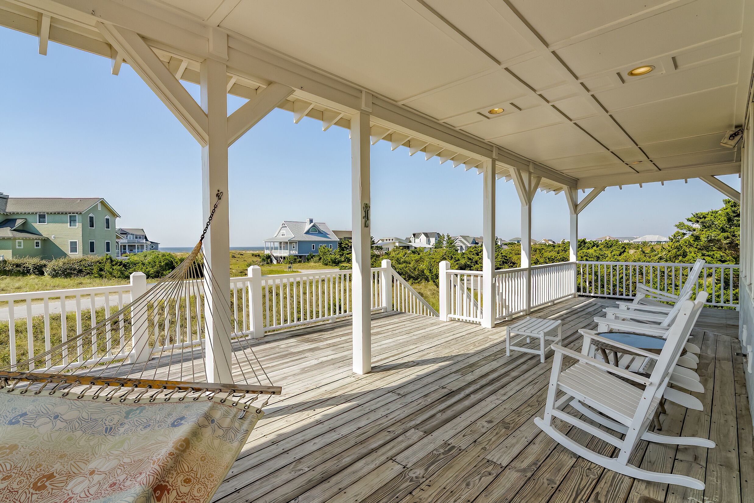 Large ocean view home, large separate living space, great for teenagers or multi families