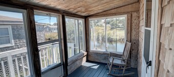 Village Accomodations - Two Bedroom Cottage Two Doubles and Two Twins