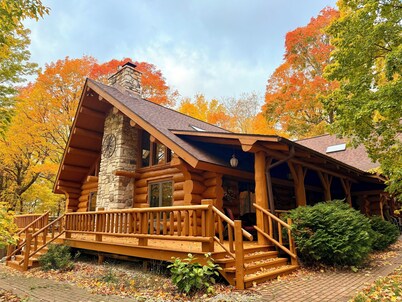 The Honey Dew Log Lodge in Egg Harbor Door County Wisconsin