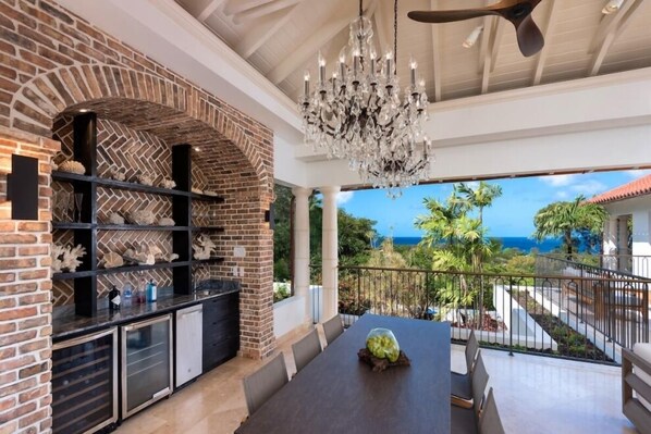 Dining - Villa Elsewhere (Holetown)