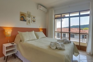 Estúdio luxo, 1 cama de casal, para não fumantes | Wi-Fi de cortesia, roupa de cama