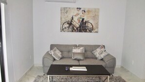 Living area - Loft Deluxe 1 BR by Playa Paradise (Playa del Carmen)