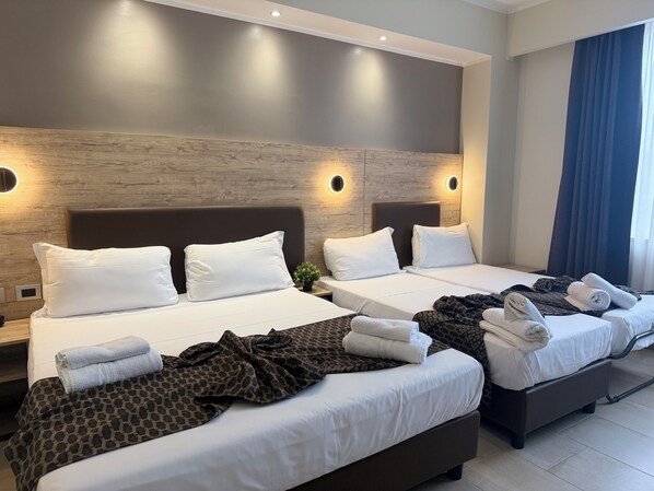 Standard Quadruple Room