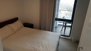 Panoraamahuoneisto, 2 makuuhuonetta, tupakointi kielletty, keittiö | Näkymä kaupungille