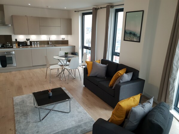Panoramic Apartment, 2 Bedrooms, Non Smoking, Kitchen | Living area | Smart TV