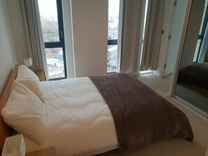 Panoramic Apartment, 2 Bedrooms, Non Smoking, Kitchen | Individually decorated, individually furnished, blackout drapes