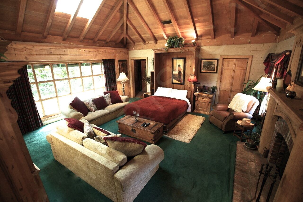 The Enchanted Manor- A Magical Hidden Oasis- Paradise!!