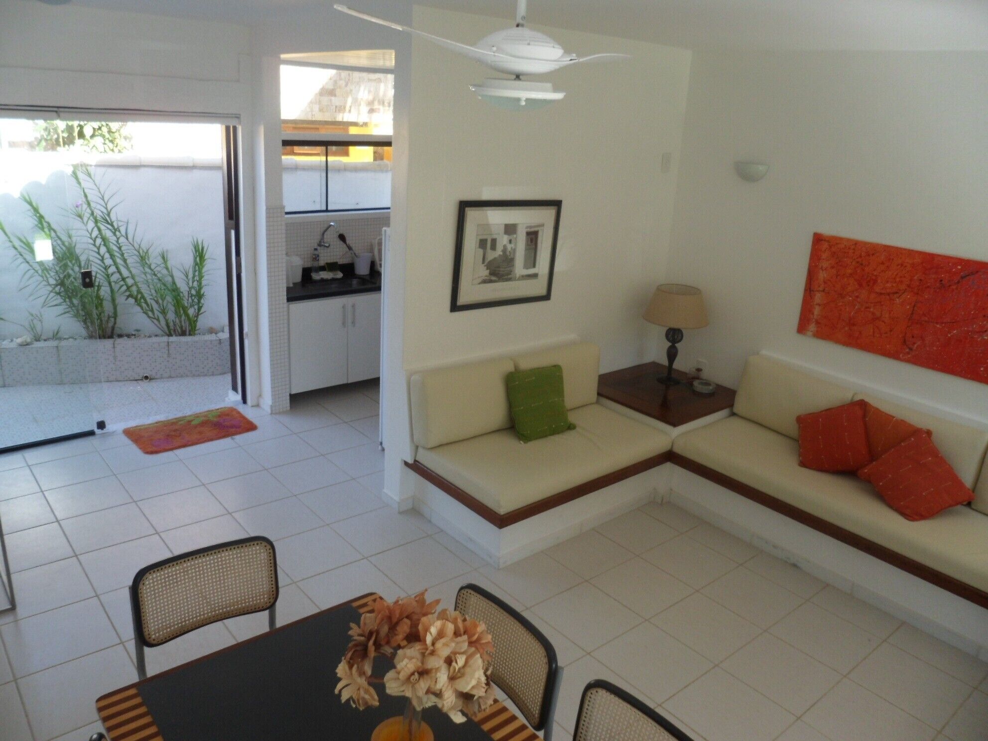 Charming chalet in João Fernandes, gated community and close to the beach