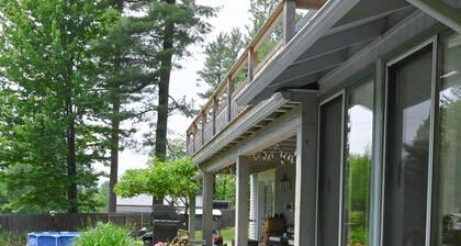 Mountain Getaway- Family Friendly Home w/ Indoor Hot Tub, 5mi to Jay Peak