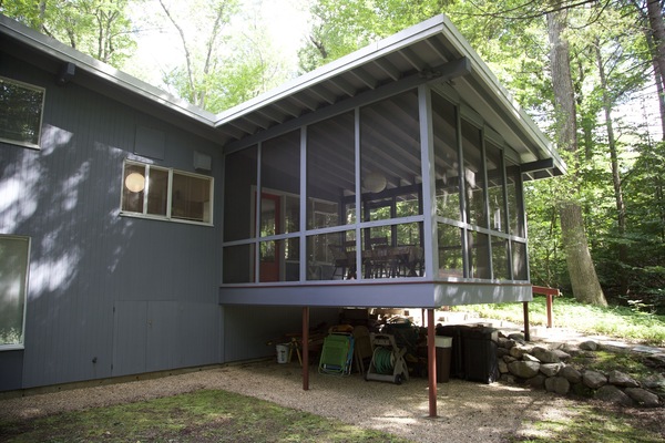 Another view of the screened porch.
