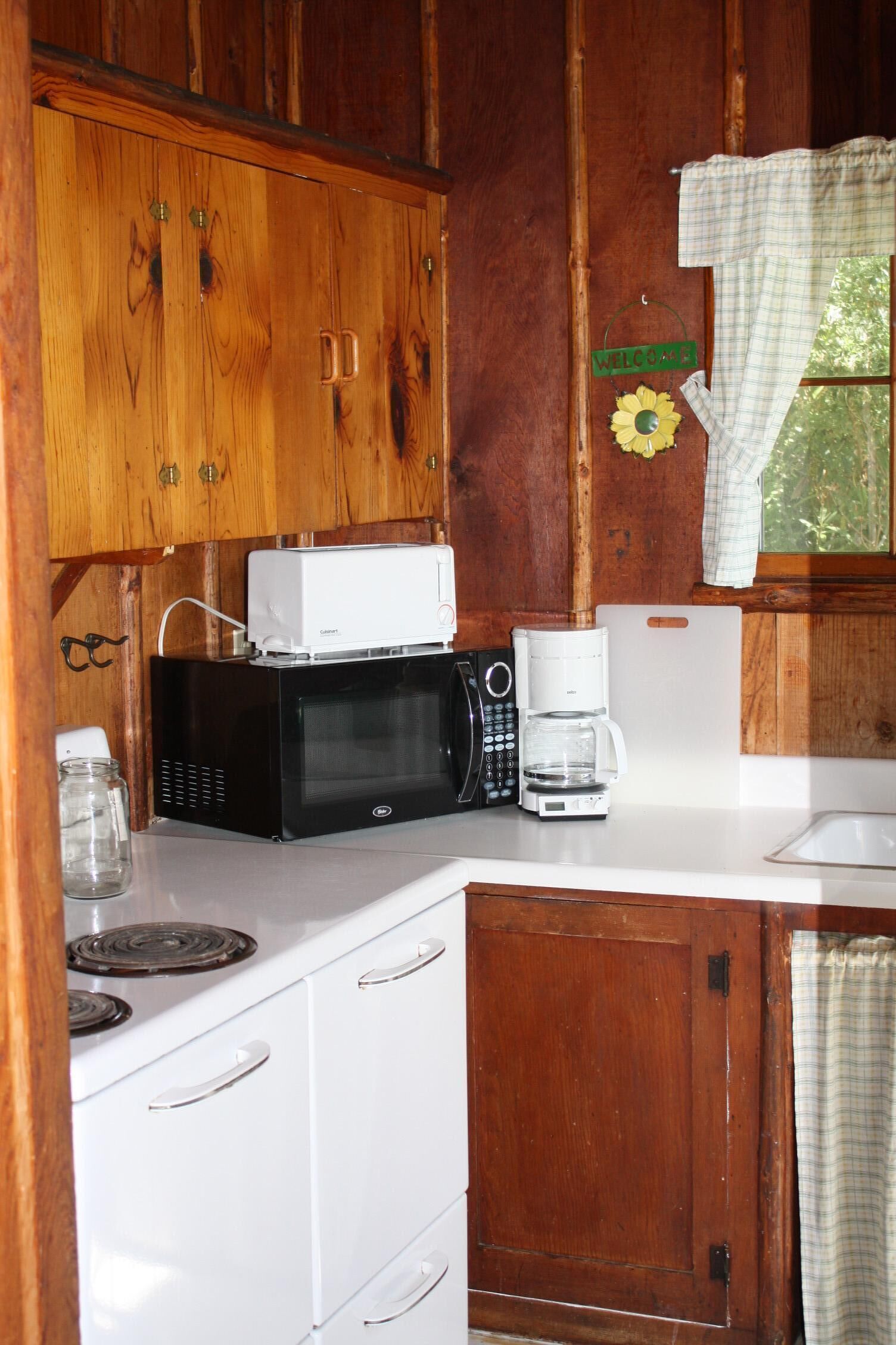 Rustic 1930s Log Cabin Sleeps Seven in Private Estate Setting