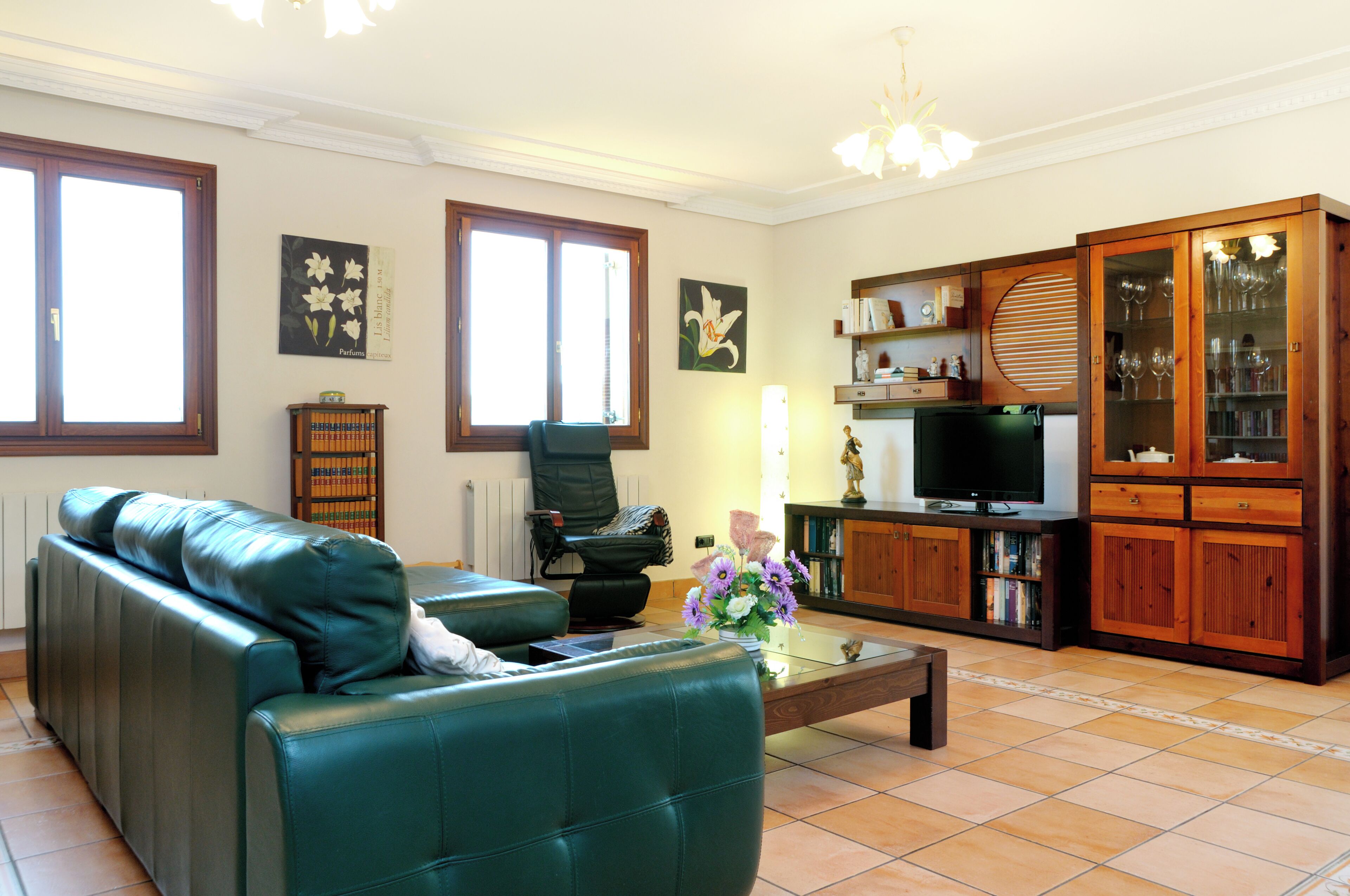 Mikelen Etxea - House with spectacular views in Orduña