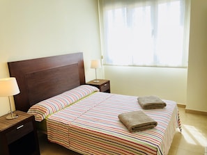 3 bedrooms, iron/ironing board, travel cot, free WiFi