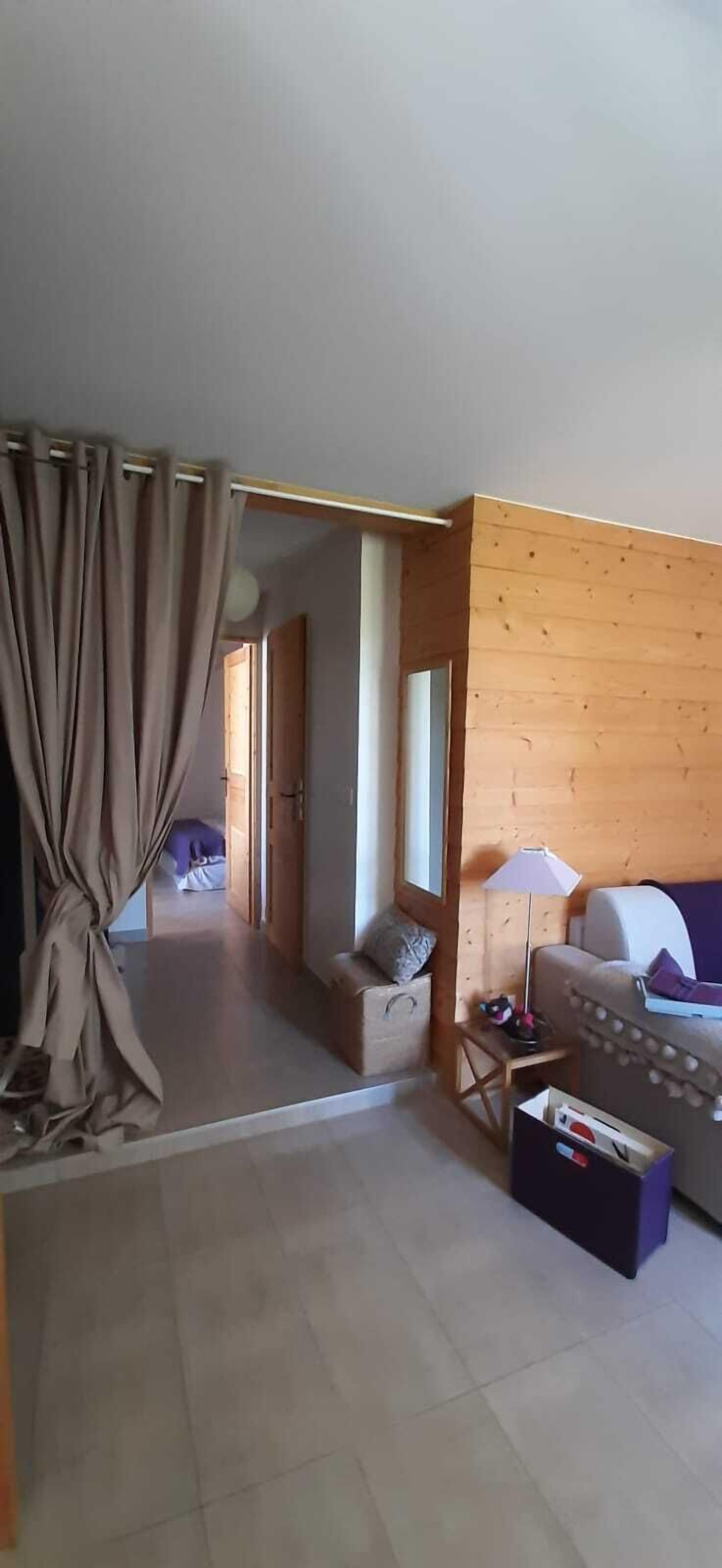 Annecy the old, ideally located, 2 rooms any comfort, terrace and garden.