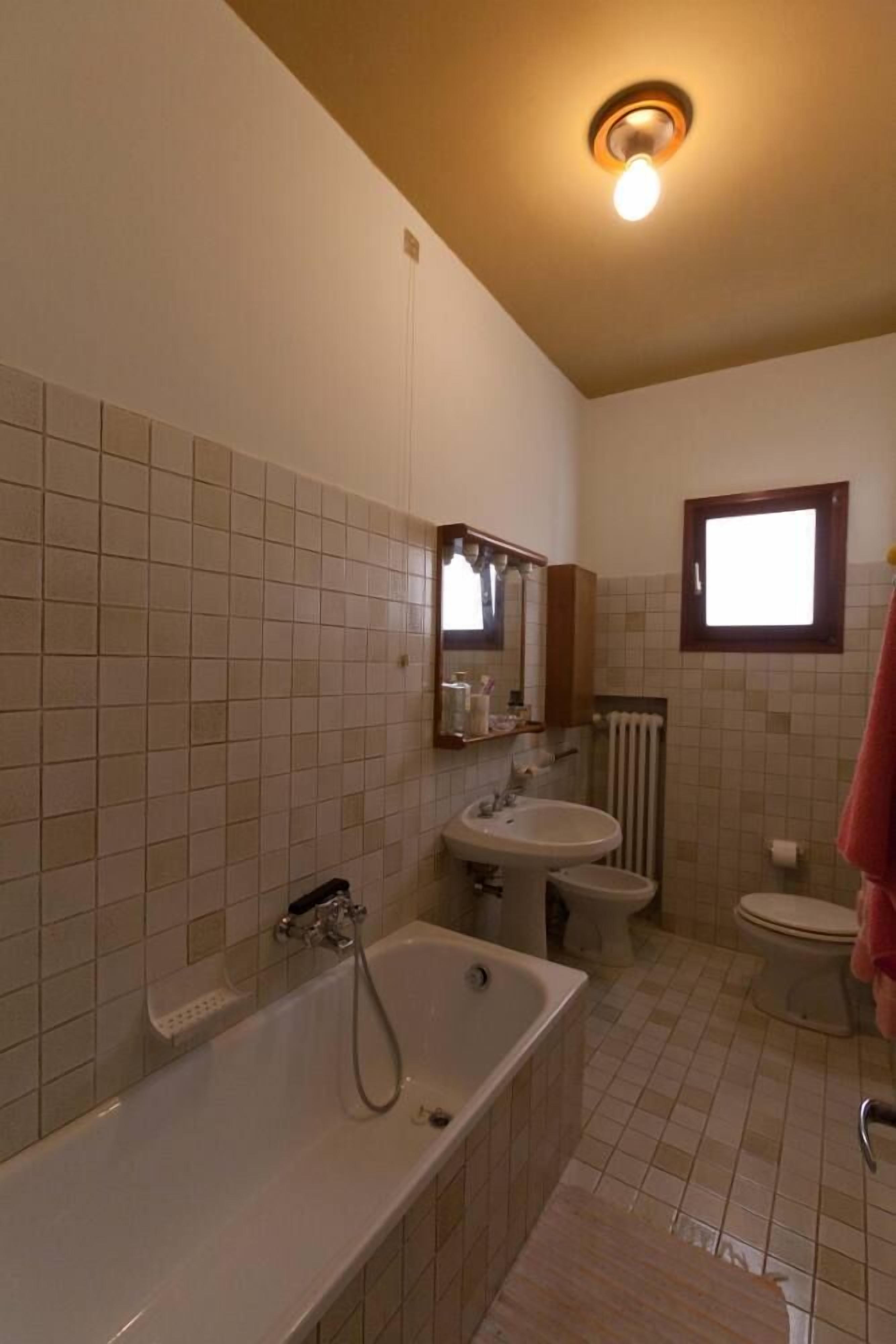 Apartment/ flat - Venezia (027042-LOC-02404)