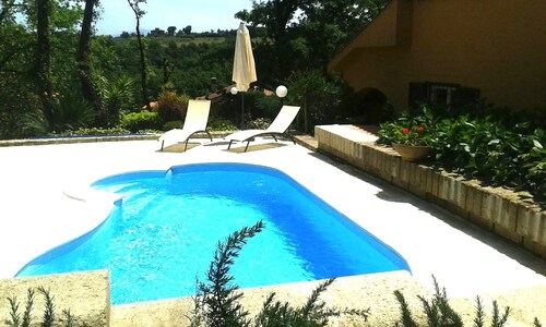 Schöne Villa mit Pool