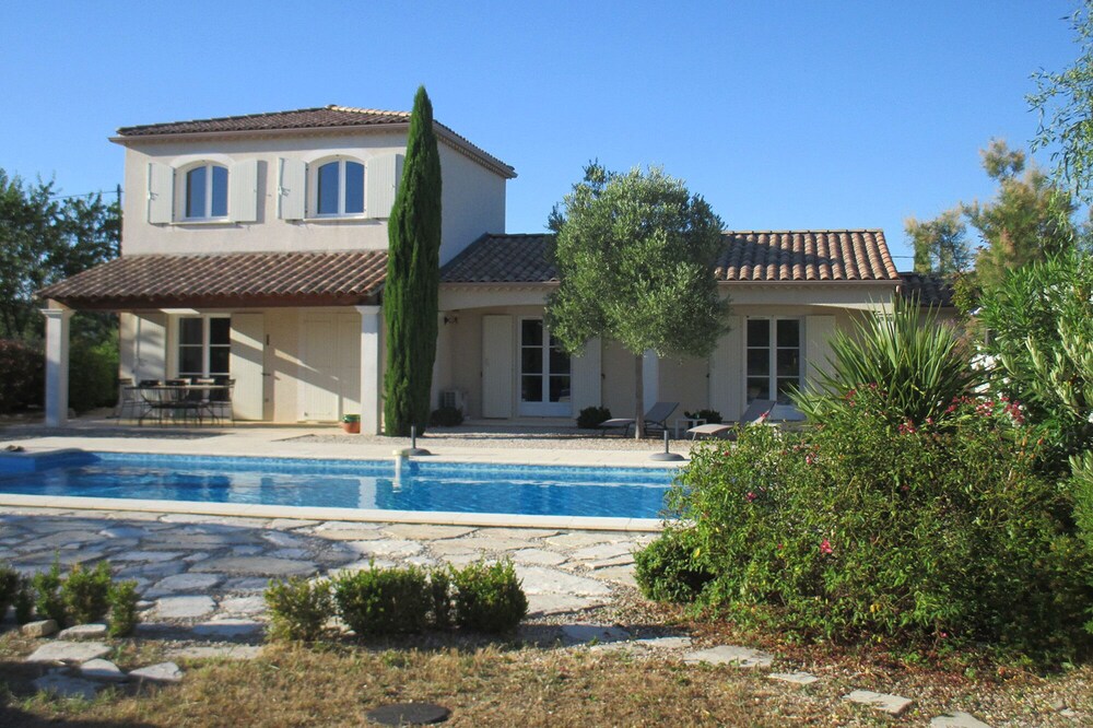 Pierrebrune Issirac: House / Villa - Pierrebrune-Issirac