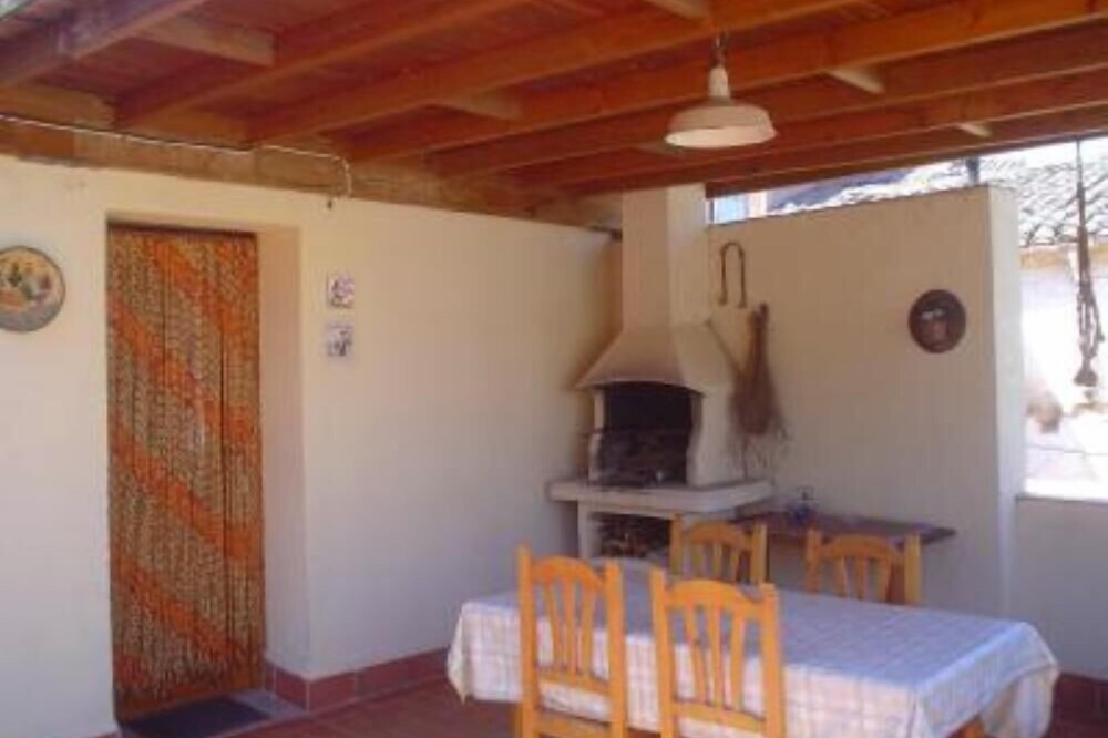 Country holiday home - Olesa de Bonesvalls