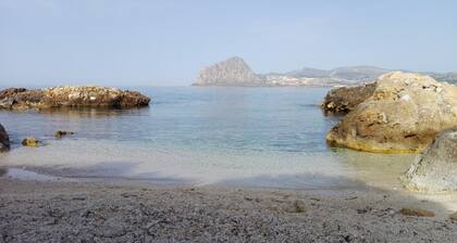 Beautiful location overlooking the sea.